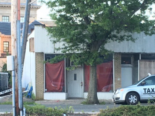 Railroad Avenue location of Riverhead Masjid, which has been at the site for at least two years. Photo: Denise Civiletti