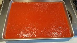 2016_0630_In_the_Kitchen_Chef_Dad_sauce