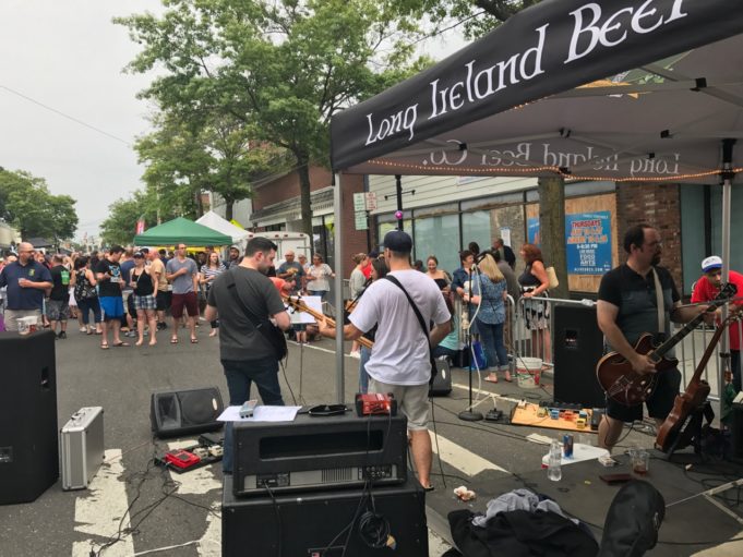 2017_0727_alive_on_25_downtown - 2