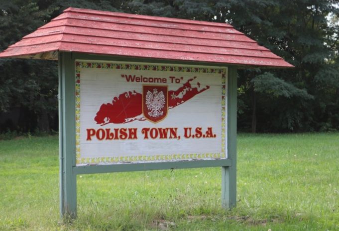2018_0921_polish_town_sign - 1