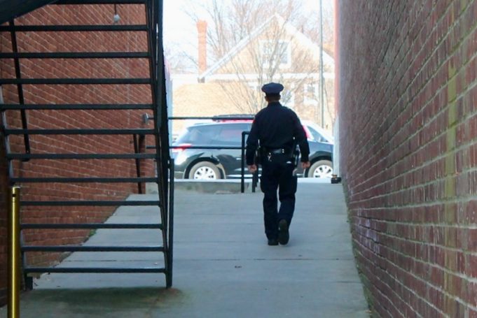 2019_1119_foot_patrol_police - 1