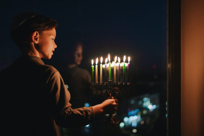 hanukkah-menorah-lighting