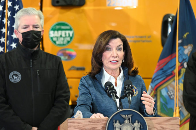 2022_0128_Hochul_Bellone