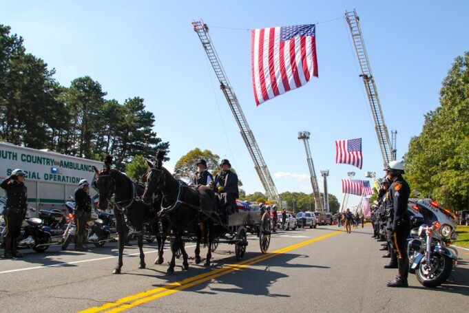 2023_1010_WWII_solider funeral procession - 1